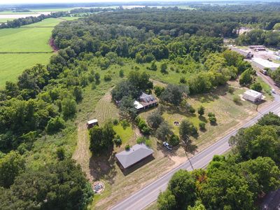 1258 Highway 71 S