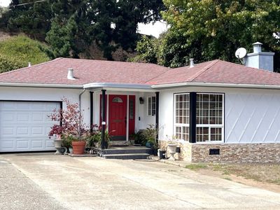 604 Macarthur Dr