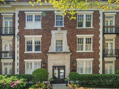 20 Collier Rd NW APT 11