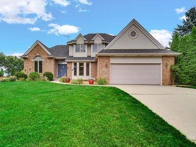 2957 Woodbine Dr