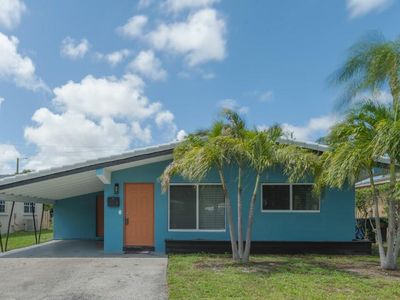 361 NE 43rd Ct