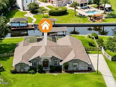 116 Queens Cir