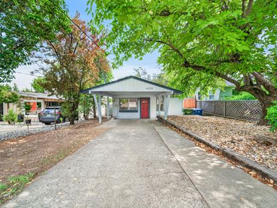 Property at 1625 Oak St, Redding, CA