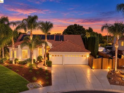 1260 Bay Ct