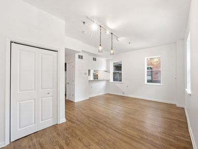 227 Christopher Columbus Dr APT 103B