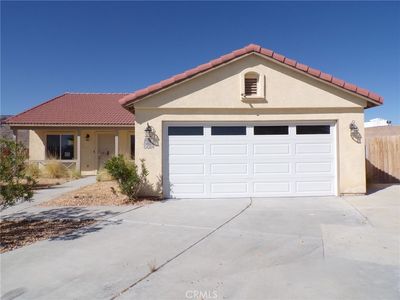 6014 Regino Ave