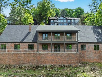1 Overlook Cir