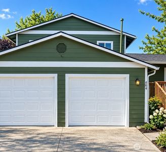 Property at 864 Natalie Place, Enumclaw, WA