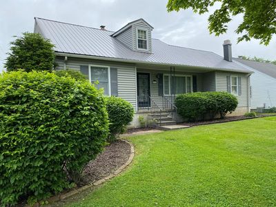 97 Parkwood Dr