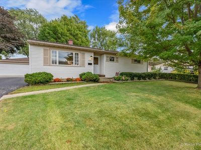 Property at 1617 Charles Dr, Glendale Heights, IL