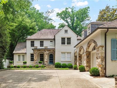 2522 Habersham Rd NW