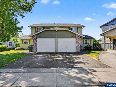 1364-1368 Northern Heights Loop NE