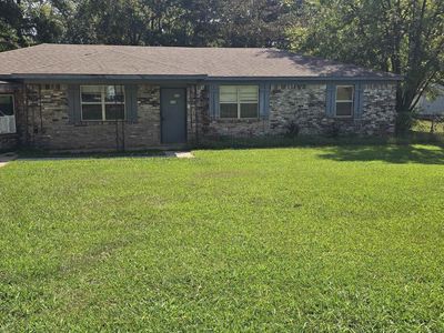 705 E Hancock Dr