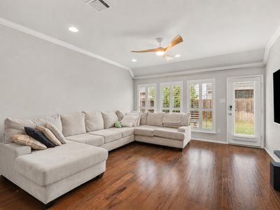 4741 Meadow Green Trl
