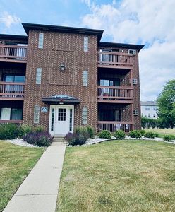 1110 Cedar St APT 3B