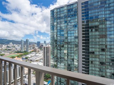 987 Queen St #2610