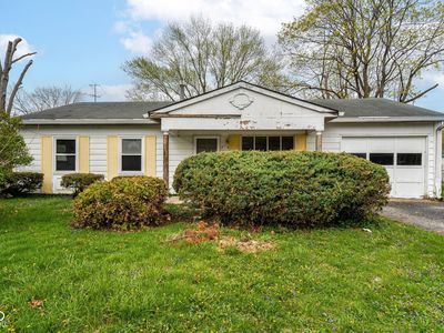 4114 Eisenhower Dr