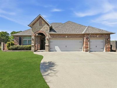 1402 NE Kingsbriar Dr