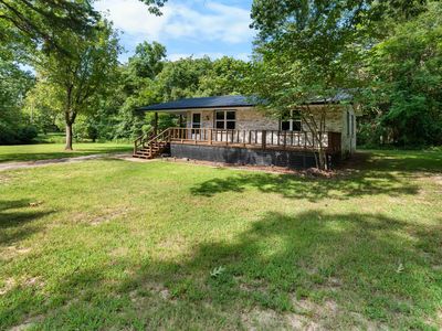 284 Burgundy Pl