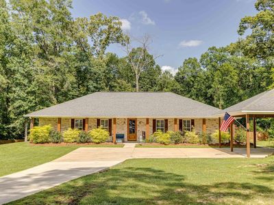605 N Spillway Rd