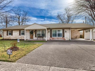 2200 Middleground Dr N