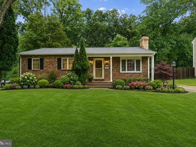 404 Crosby Rd