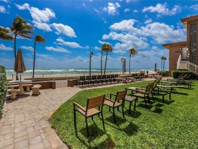 3300 N Surf Rd APT 1A