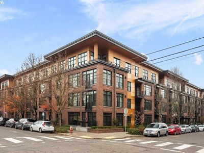 2335 NW Raleigh St UNIT 305