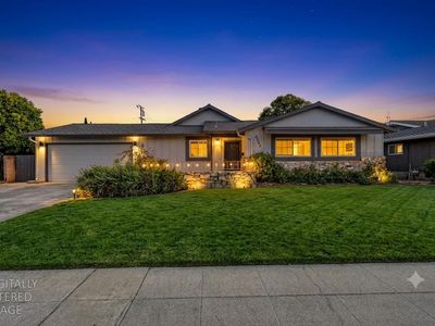 5563 Vassar Dr