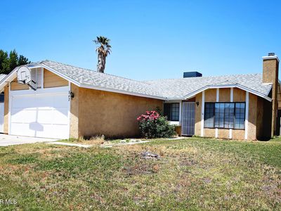 Property at 567 E Avenue J9, Lancaster, CA