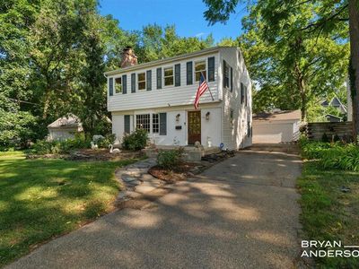 2221 El Dorado Dr SE