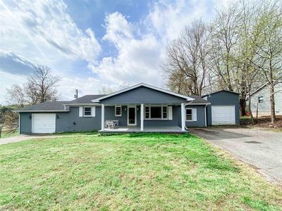 1526 State Route 176