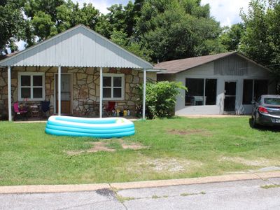 901 & 903 E Prospect Ave