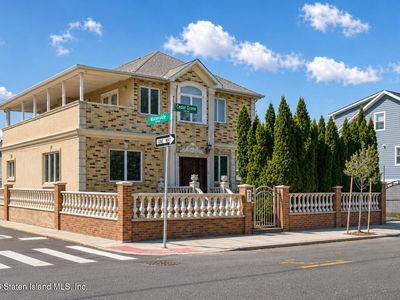 27 Cedar Grove Ave