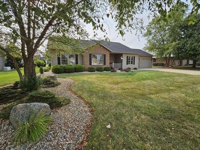 Property at 1103 Hillcrest Dr, Bucyrus, OH