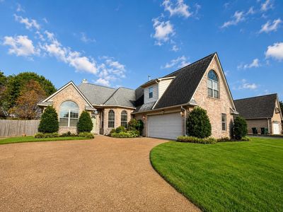 5034 French Broad Ln