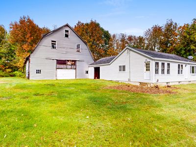 169 Center Road