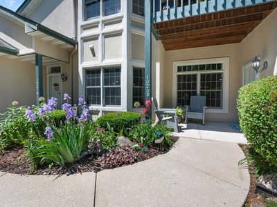 Property at 10208 W Deerwood LANE, Franklin, WI