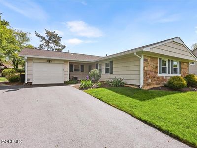 12 Clinton Drive