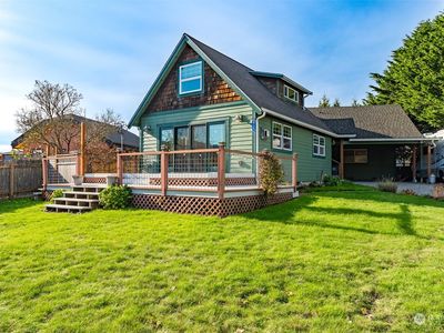 2733 Mckenzie Avenue