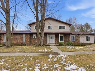 2308 Longfellow Ln