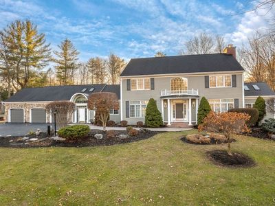 7111 Thorntree Hill Dr