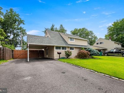 Property at 26 Inlet Rd, Levittown, PA