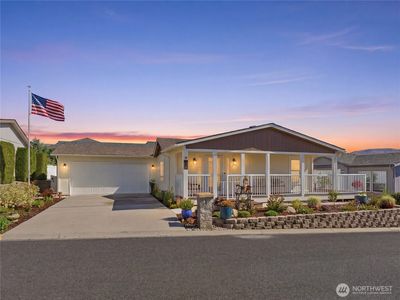 1824 Heritage Drive