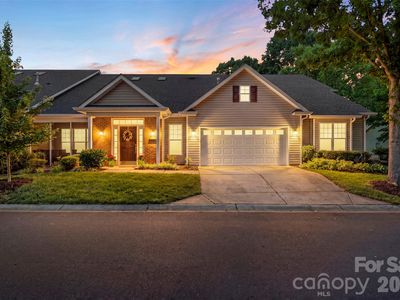 11719 Silverado Ln