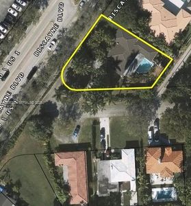 10115 Biscayne Blvd
