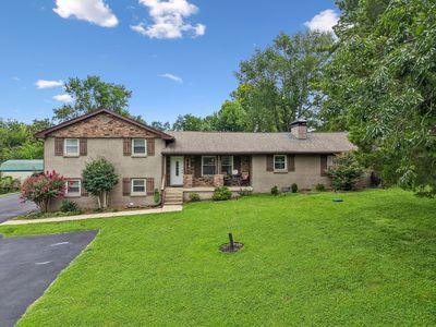 708 Glenoaks Dr