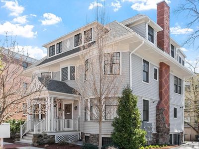 38 Englewood Ave #1