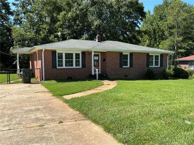Property at 609 W Greer St, Honea Path, SC