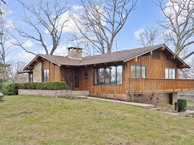 Property at 895 Stanford Dr, Marengo, IL